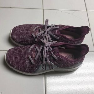 Nike Airmax, size 8, worn 2-3 times max